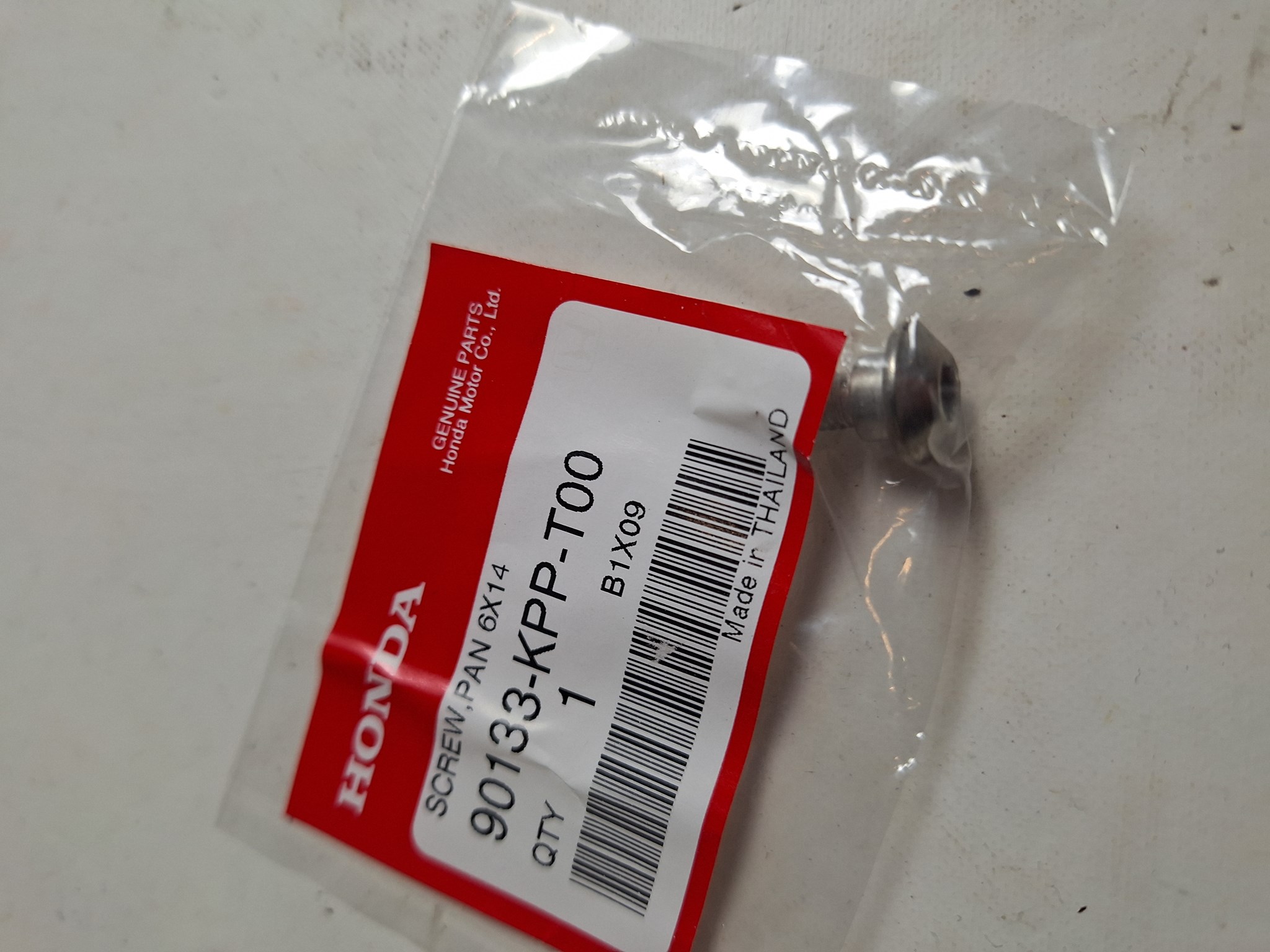 Picture of SCREW,PAN 6X14  90133-KPP-T00  
